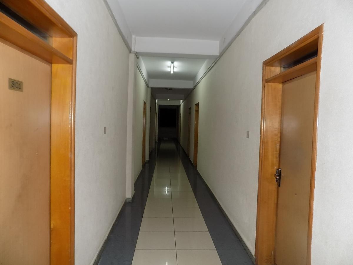Aponye Hotel Kampala Exterior photo