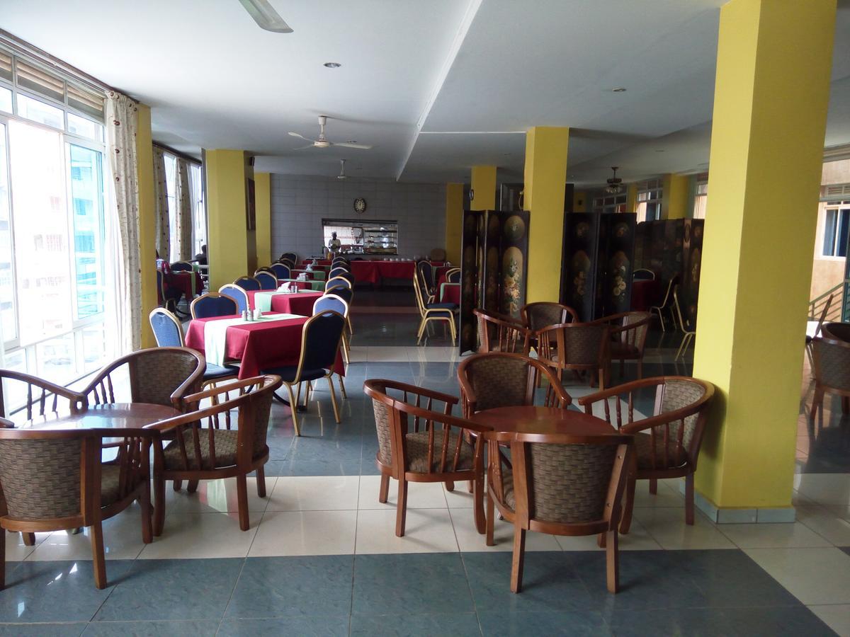 Aponye Hotel Kampala Exterior photo